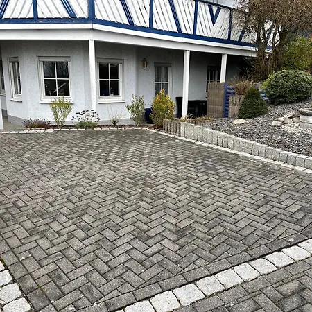 Domiziel Fuer 1 Bis 4 Personen Im Gruenen Apartamento Hamm (Sieg)