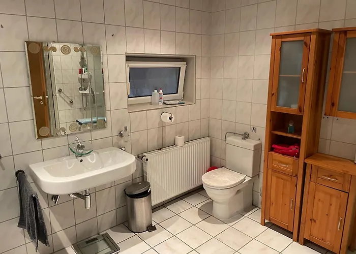 Apartment Domiziel Fuer 1 Bis 4 Personen Im Gruenen