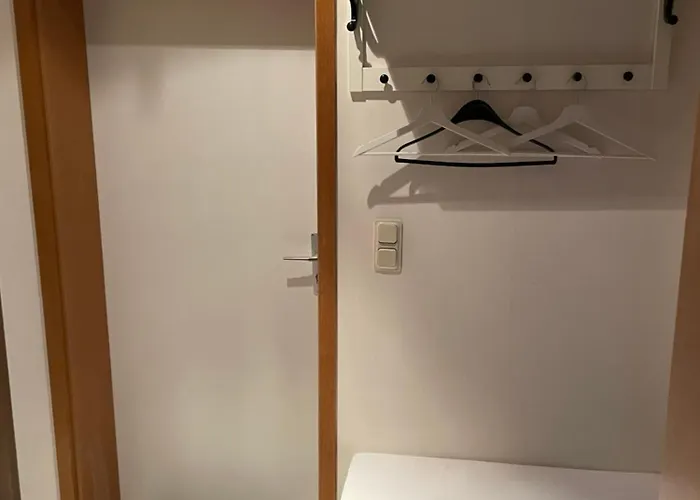 Domiziel Fuer 1 Bis 4 Personen Im Gruenen